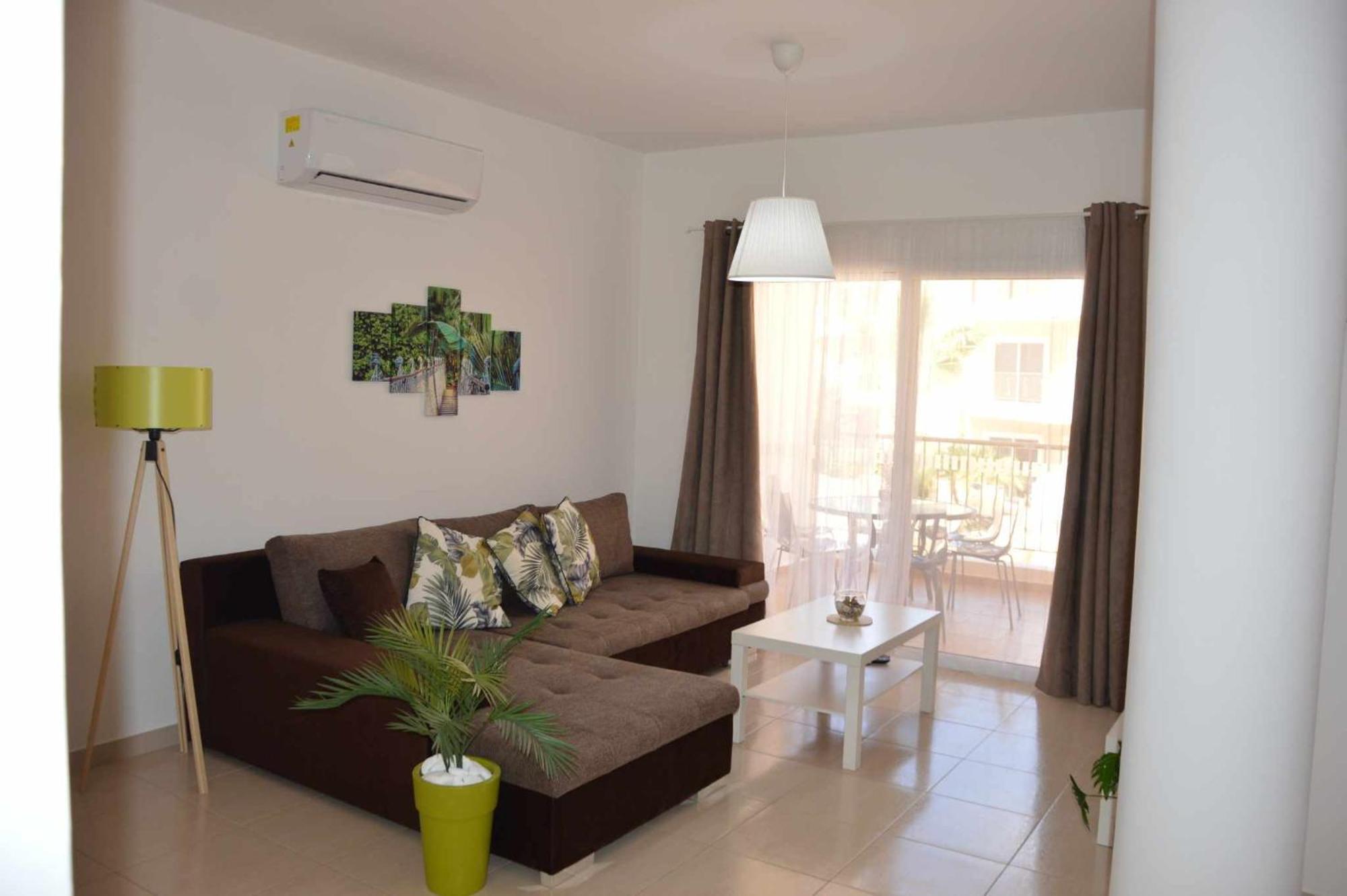 Sirena Olympia Apartment Paphos ภายนอก รูปภาพ