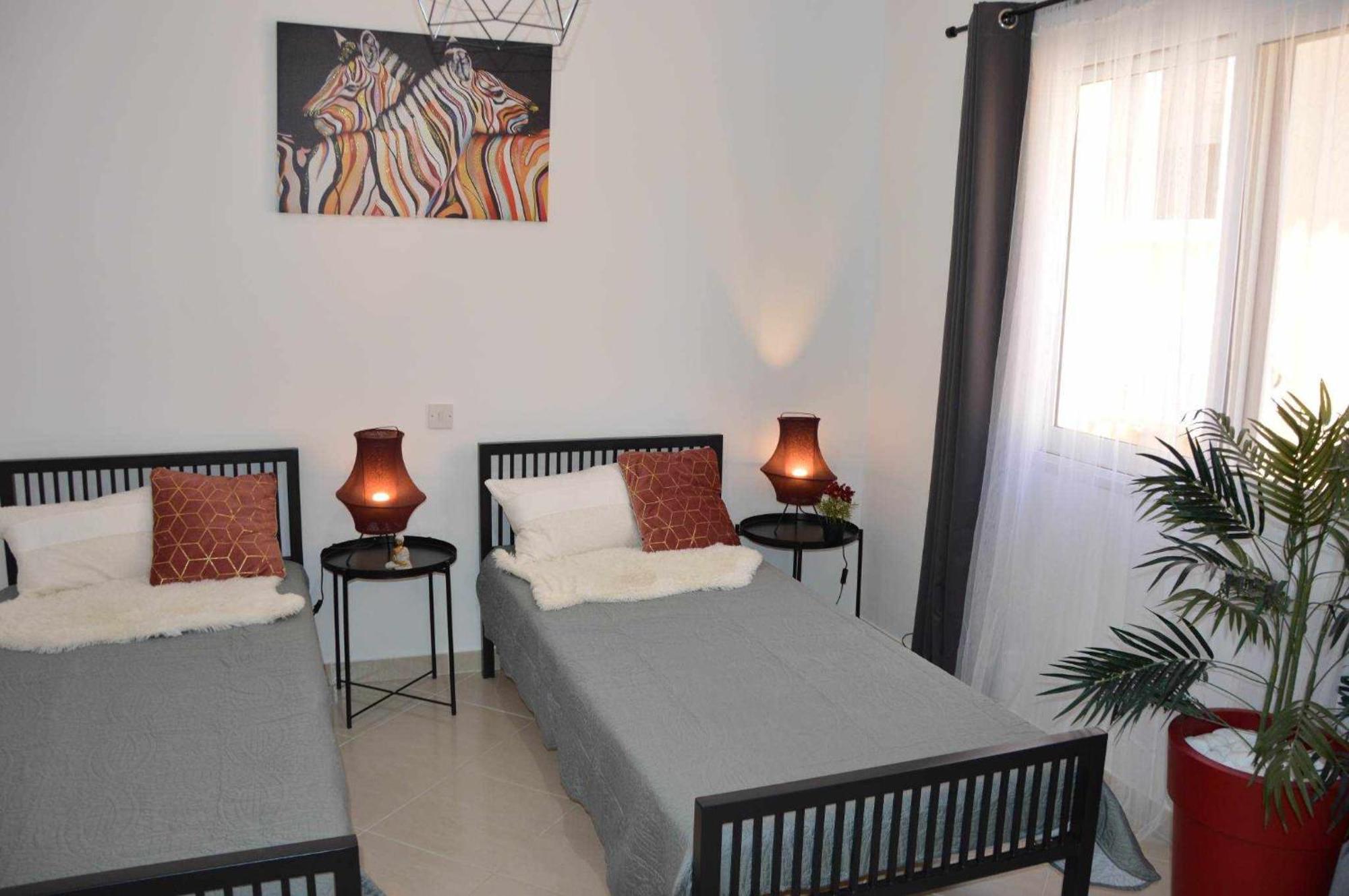 Sirena Olympia Apartment Paphos ภายนอก รูปภาพ