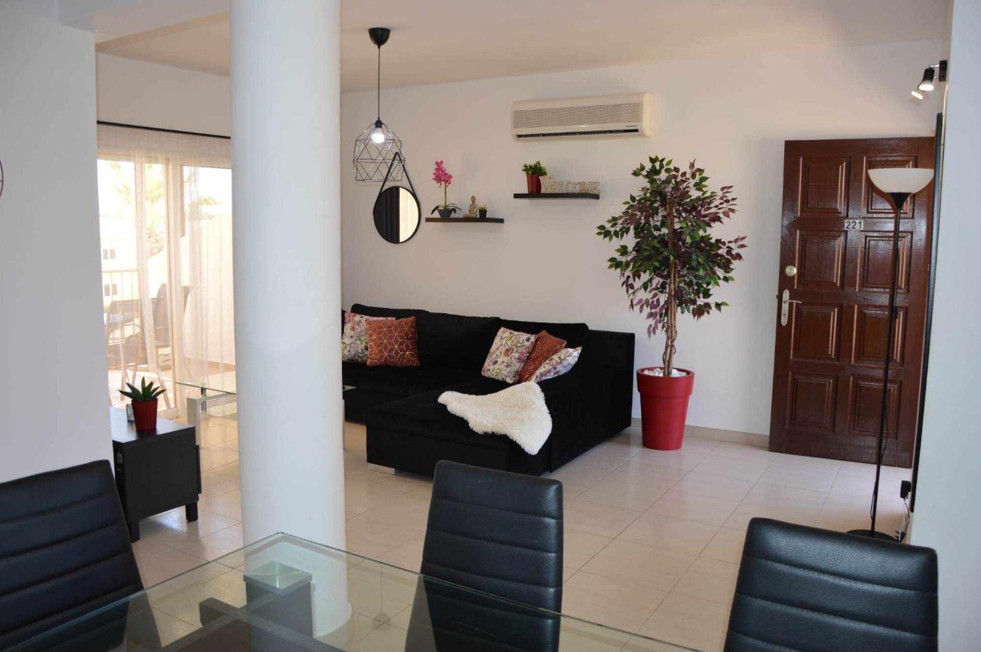 Sirena Olympia Apartment Paphos ภายนอก รูปภาพ